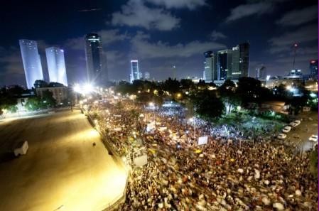 山西一个30万人口的县城_山西临县县城图片(3)
