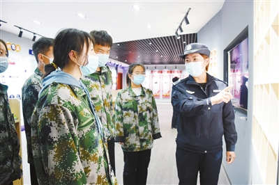 p39_b.jpg