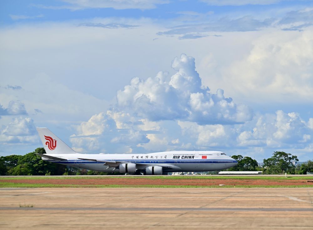 7104a3805df84625a35ce9abfddb9890.jpg