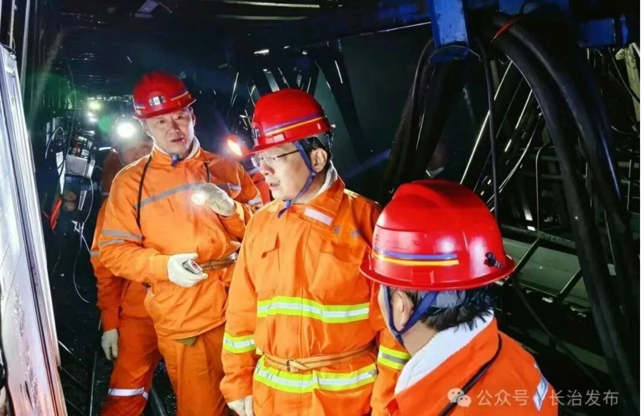 ��Сǿ������ԫ�ض������ú��ȫ��������